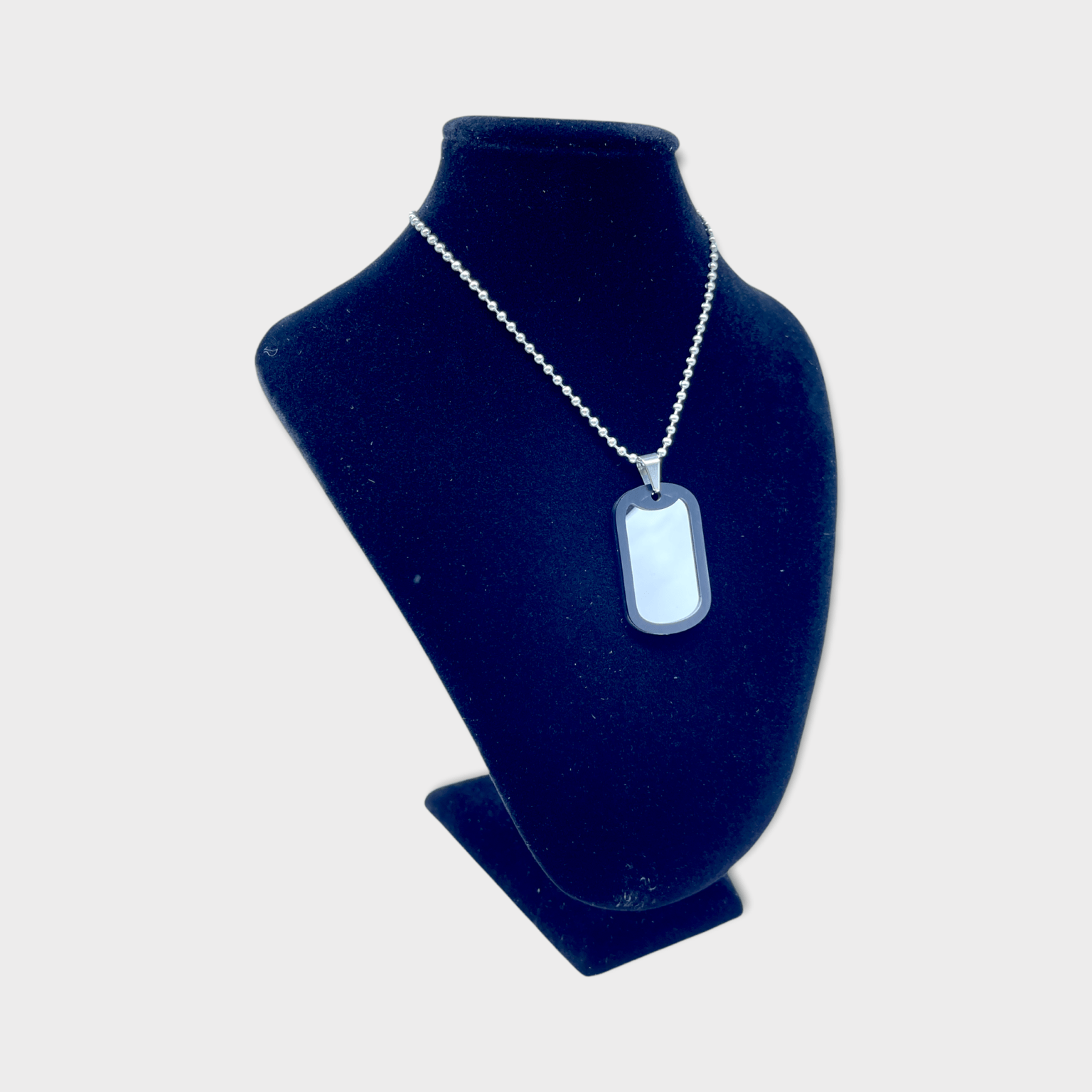 nerezov-id-zn-mka-ern-okraj-dog-tag-single-black-outline-438393